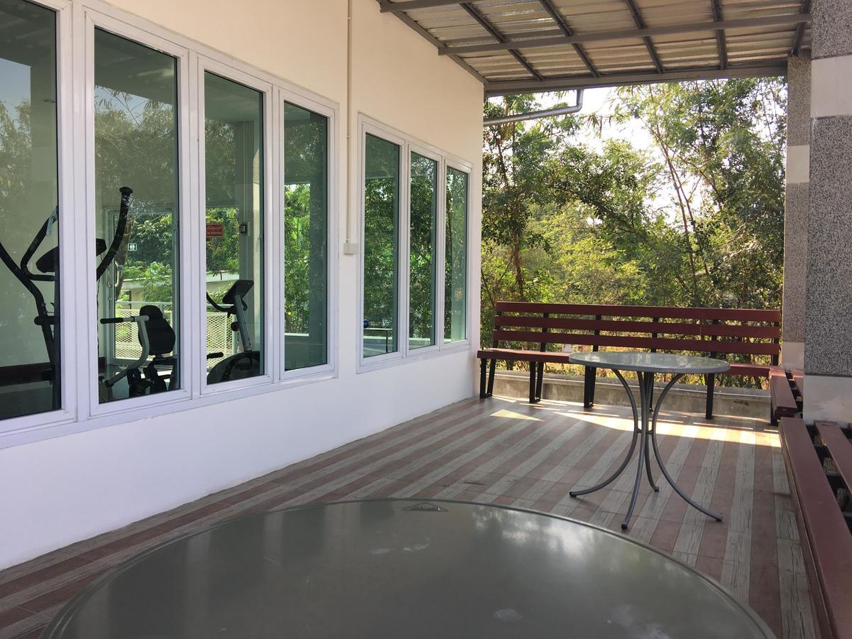 Bankhun Hotell Nakhonratchasima Exteriör bild